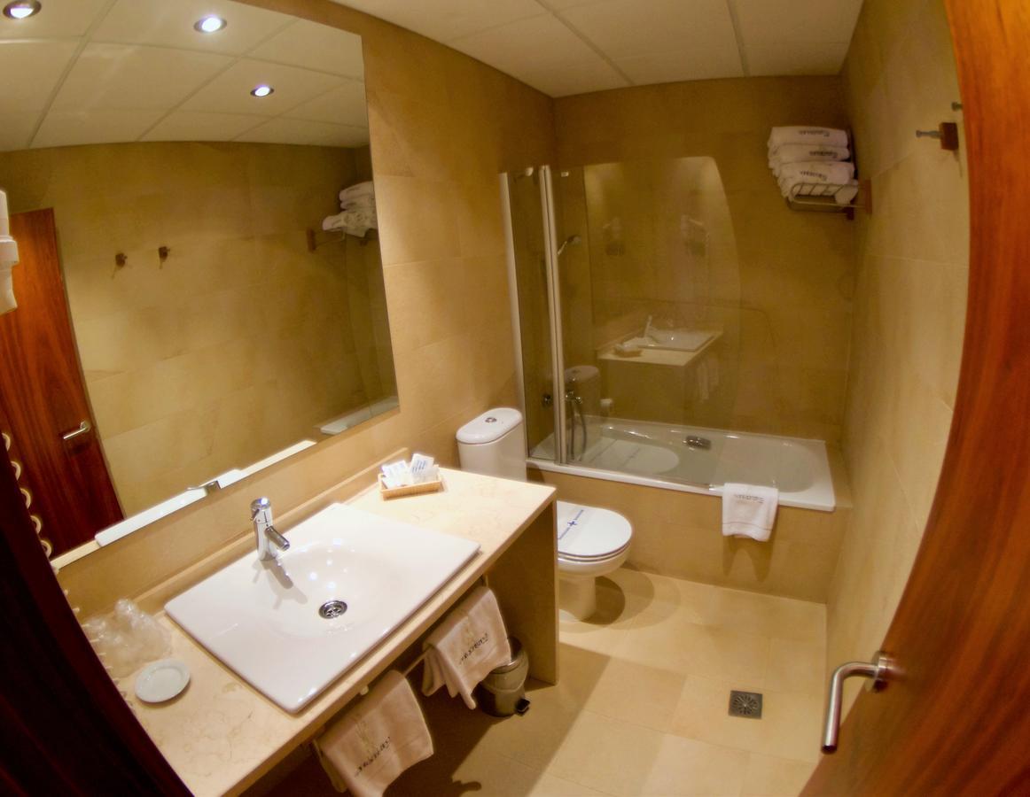 Hotel Santa Cristina Petit Spa Канфранк Екстер'єр фото